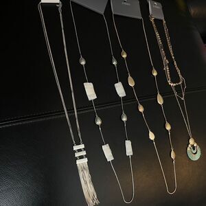 Long Necklace. NEW. Lot of 4 $112